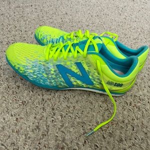 New Balance Spikes